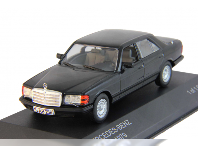 MERCEDES-BENZ 500 SE W126 (1979), metallic black