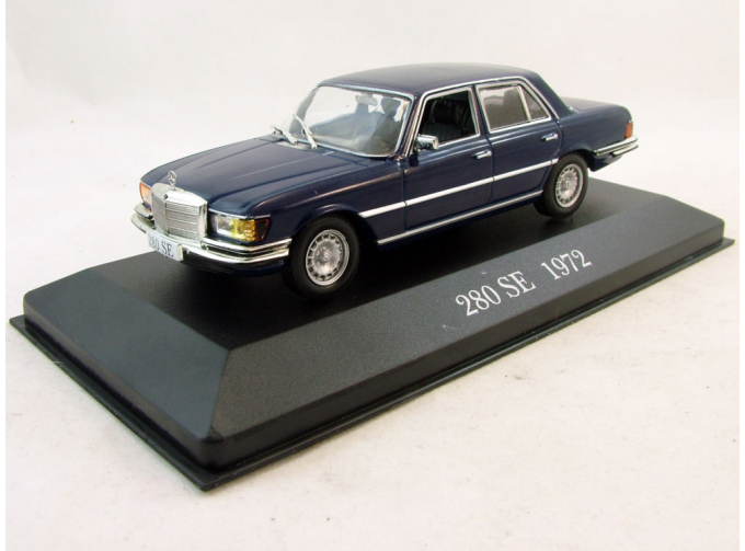 MERCEDES-BENZ 280 SE (1972), Mercedes-Benz Offizielle Modell-Sammlung 18, blue