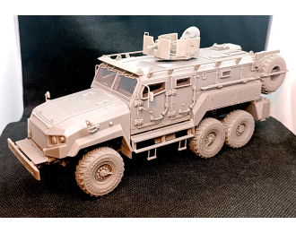 Сборная модель Бронеавтомобиль З-СТС Ахмат