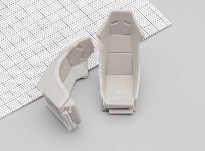 Комплект спортивных сидений (ковши, вариант 2, масштаб 1:24), 2 шт.