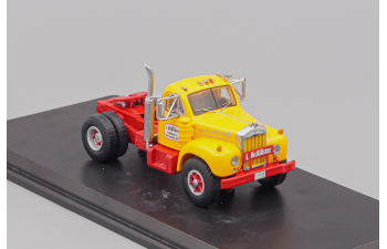 MACK B-61T towing vehicle (1957), yellow / red
