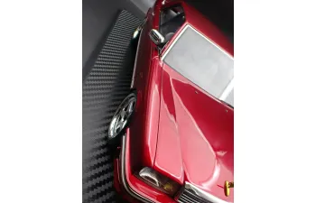 NISSAN Cedric CIMA (Y31), wine red