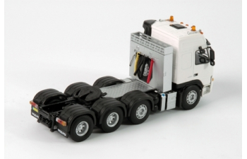 VOLVO FM Globetrotter 8x4, White Line 1:50, белый