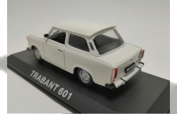 TRABANT 601, Legendarni automobily minule ery 54, белый