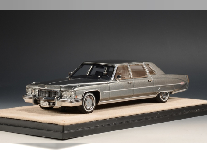 CADILLAC Fleetwood 75 Limousine (1973), Park Avenue Gray Poly