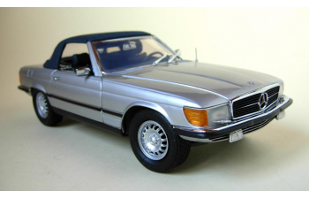 MERCEDES-BENZ 450SL W107 Convertible with Softtop (1973-1980), silver