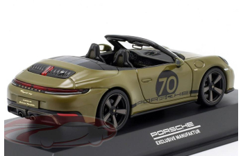PORSCHE 911 (992.2) Spirit 70 (2025), olive
