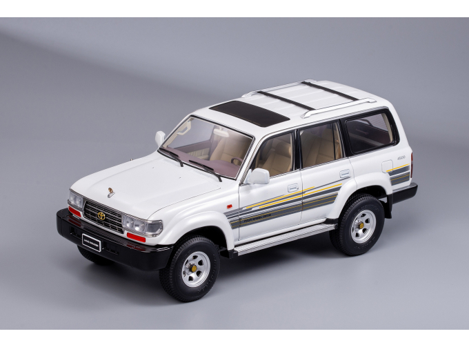 TOYOTA Land Cruiser J8 (1990) (LHD) white