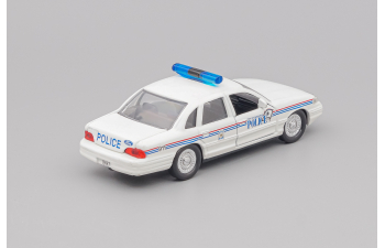 FORD Crown Victoria Savannah Police, white