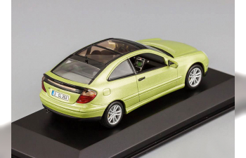 MERCEDES-BENZ C-Klasse Sport Coupe (2001), light green metallic