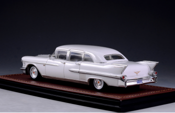 CADILLAC Fleetwood 75 Limousine 1958 White