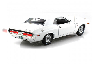 DODGE Challenger R / T (1970), white