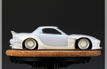 Конверсионный набор RB Mazda RX-7 Wide Body Kit для моделей Tamiya RX-7 Kit 24116 (Resin+PE+Metal parts +Decals)