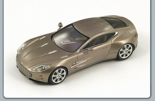ASTON MARTIN One 77 (2012), gold