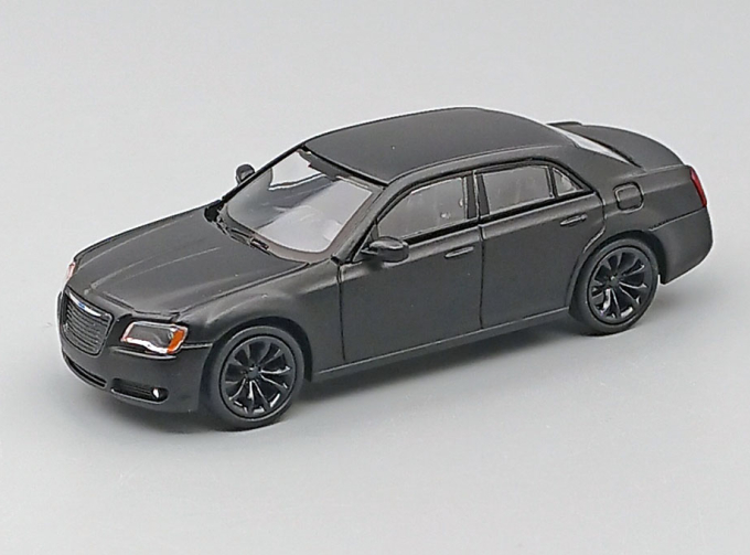 CHRYSLER 300C (2011), matte black
