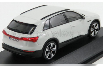 AUDI E-tron (2018), Glacier White