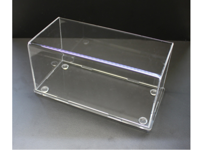 Бокс акриловый для техники и грузовиков в масштабе 1/35