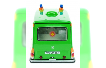 MERCEDES-BENZ W123 300 D Ambulancia Deco, green