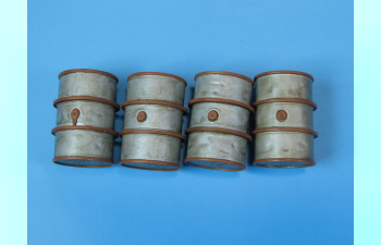 German 200 l Fuel Drums Set #1