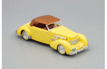 CORD 812 SC Phaeton (1937), yellow / brown