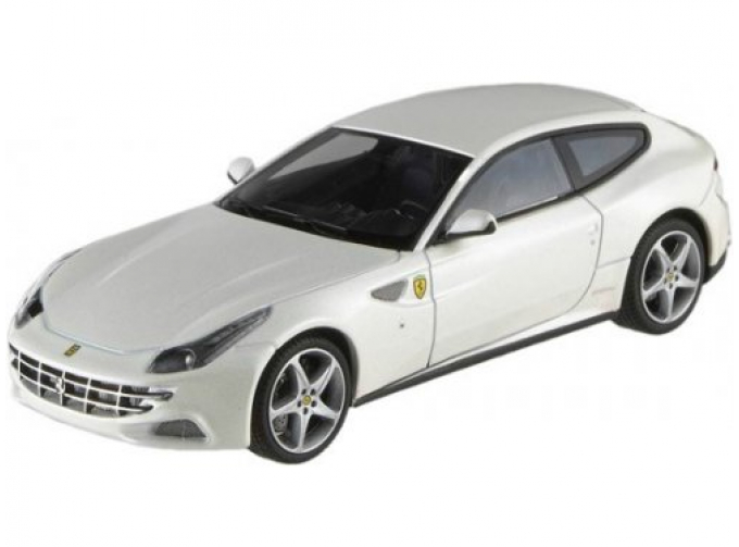 FERRARI FF, white