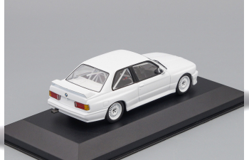 BMW M3 (E30) "Plain Body" Racing, white