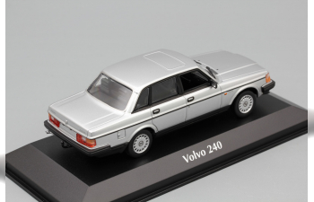 VOLVO 240 GL - 1986 - SILVER METALLIC