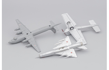 Набор из 3 моделей из серии Легендарные Самолеты