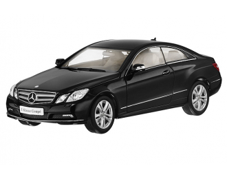 MERCEDES-BENZ E-Klasse C207 (2009), black obsidian