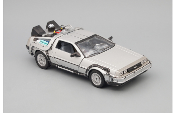 DeLOREAN DMC12 из к/ф "Назад в будущее 2" (1983), silver