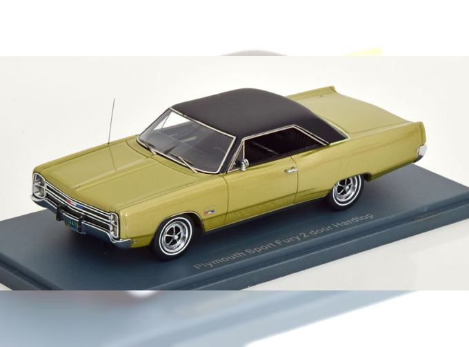 PLYMOUTH Sport Fury 2 Door Hardtop, light green-metallic flat black