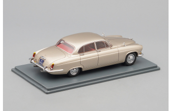 JAGUAR Mk10 (1961), gold metallic 