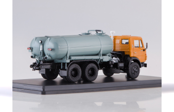 Вакуумная машина КО-505 на шасси Камский грузовик 53213, оранжевый / серый