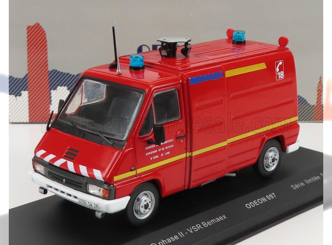 RENAULT Master T30d Van Vsr Bemaex Sapeurs Pompiers (1981), Red