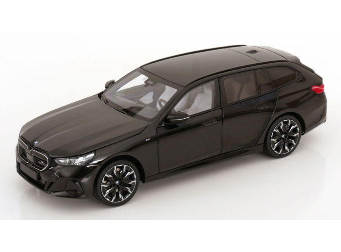 BMW i5 M60 Touring (2024), black metallic 