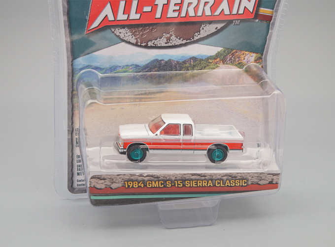 GMC S-15 Sierra Classic 4x4 1984 Apple Red and Frost White 