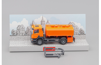 SCANIA P 4х2 универсальная цистерна, оранжевый
