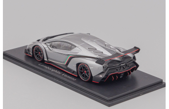 (Б/У) LAMBORGHINI Veneno, grey metallic