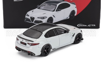 ALFA ROMEO Giulia Gta (2021), White Black
