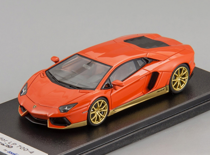 Lamborghini Aventador LP700-4 "Miura Homage" (red / gold)