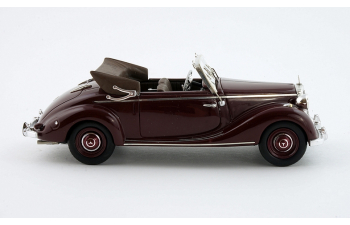 MERCEDES-BENZ 170S Cabriolet, brown