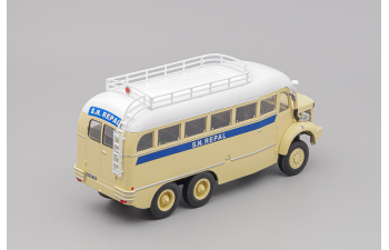 Berliet GBC 8 M 6x6, beige