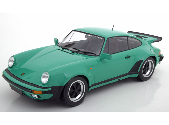 PORSCHE 911 (930) Turbo (1977), green