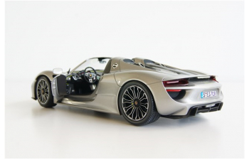 PORSCHE 918 Spyder (2013), silver metallic