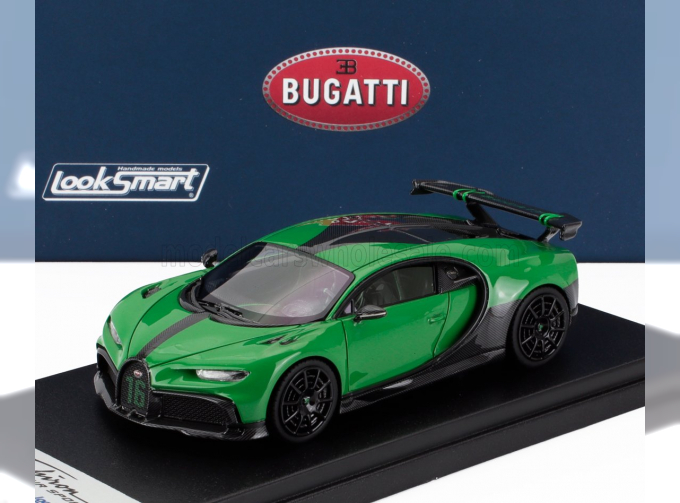 BUGATTI Chiron Pur Sport №16 (2020), Viper Green Black