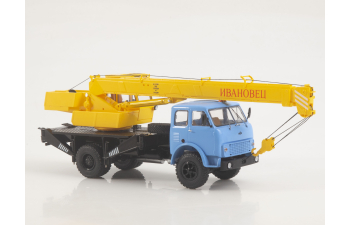 Автокран КС-3577 (5334), голубой / желтый