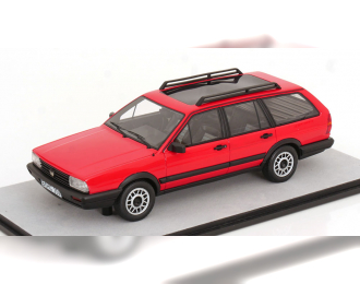 VOLKSWAGEN Passat 32b Variant (1980-1989), red