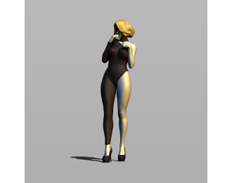 Фигура В комбинезоне, окрашенная