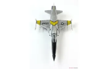 Сборная модель Northrop F-5E Tiger II Early Version