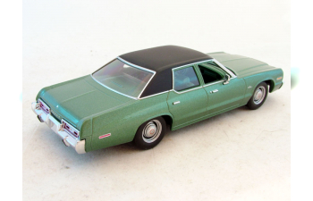 DODGE Monaco (1974), green met